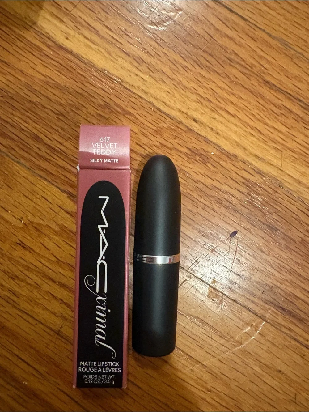 MAC Cosmetics mac velvet